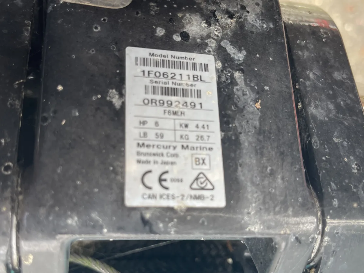 Polyester Sailboat Compromis 720