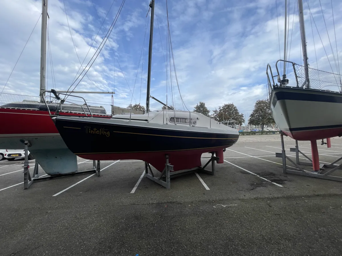 Polyester Sailboat Compromis 720