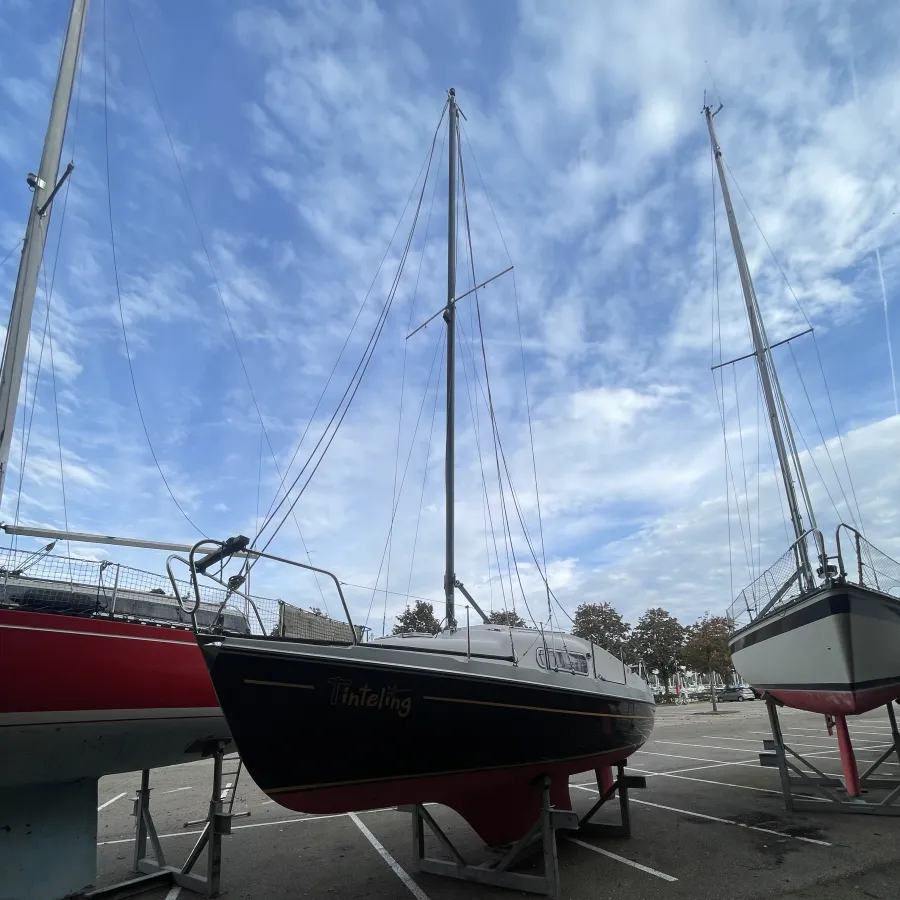 Polyester Sailboat Compromis 720