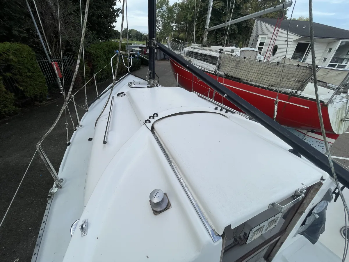 Polyester Sailboat Compromis 720