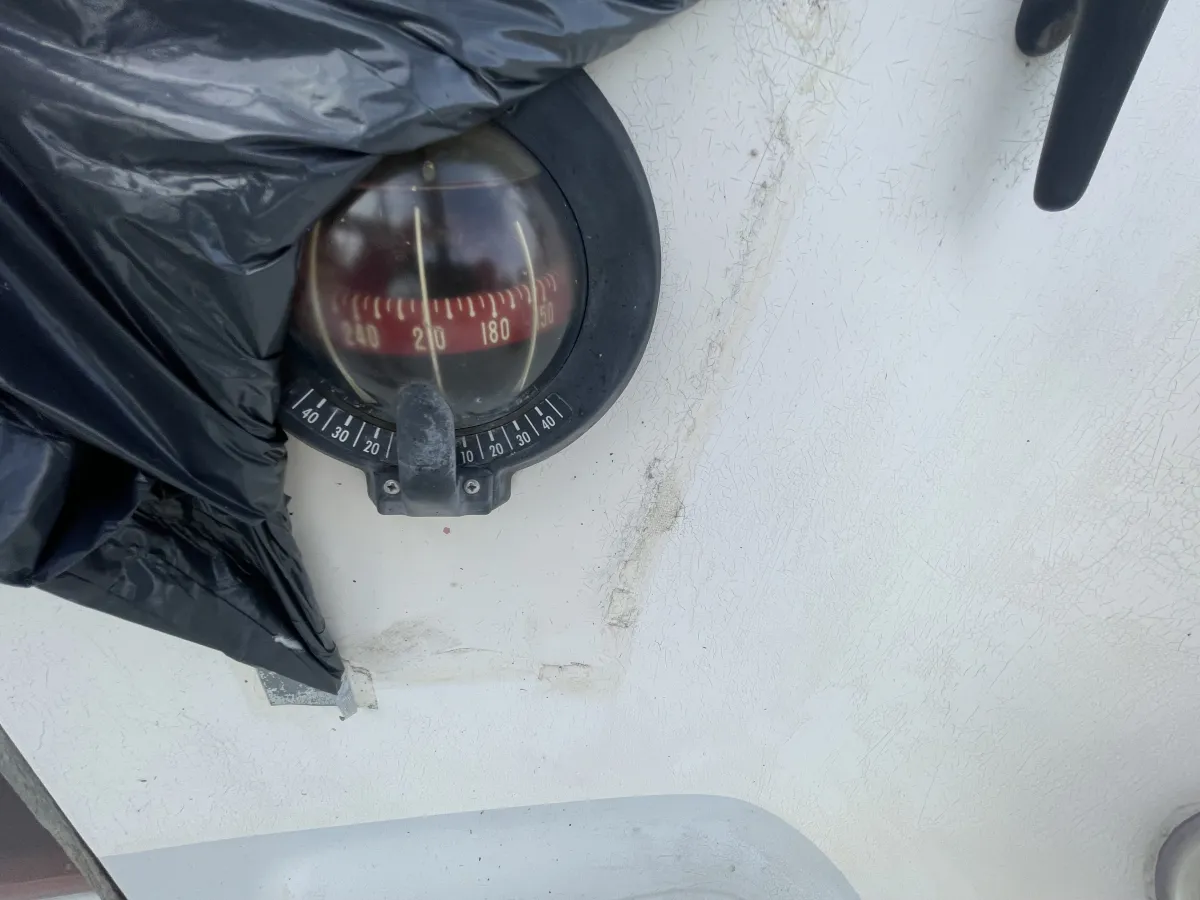 Polyester Sailboat Compromis 720