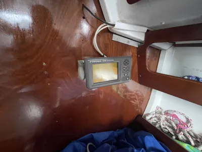 Polyester Sailboat Standfast Loper 27 Photo 9