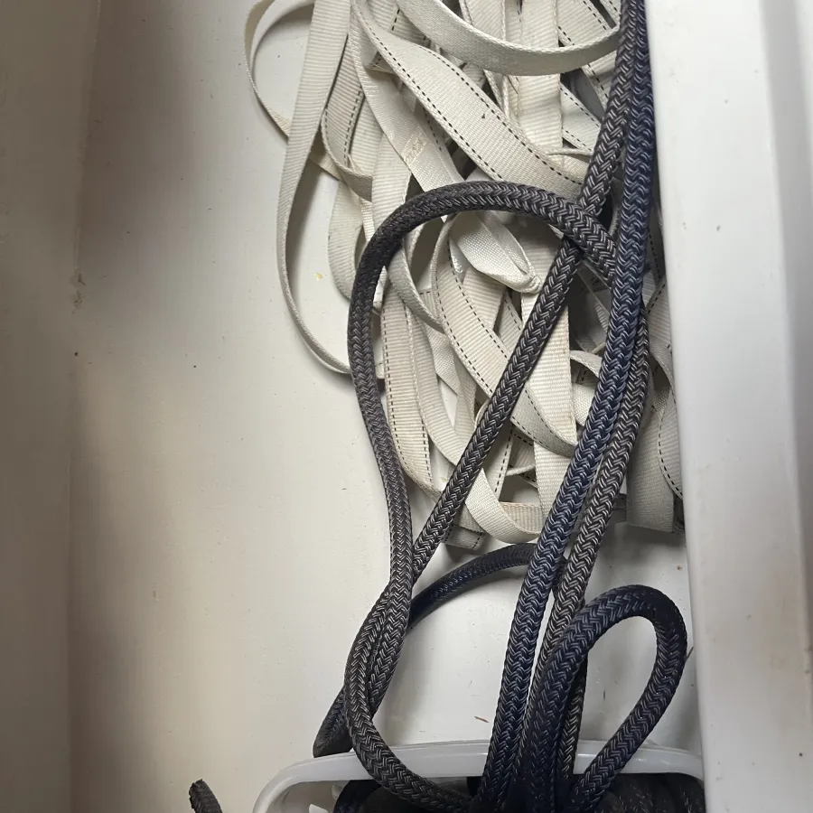 Polyester Sailboat Standfast Loper 27