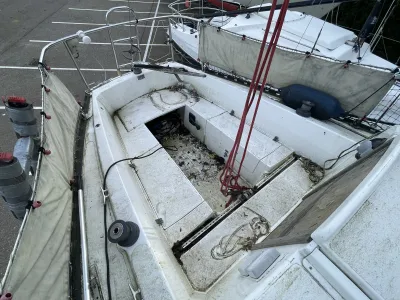 Polyester Sailboat Standfast Loper 27 Photo 40