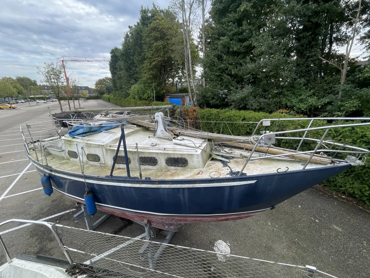 Steel Sailboat Friesland 860