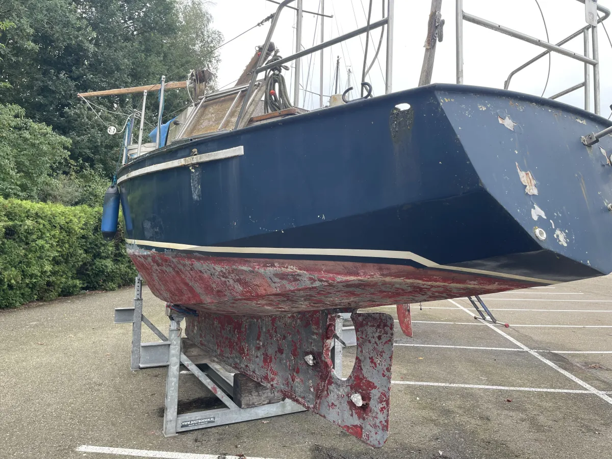 Steel Sailboat Friesland 860