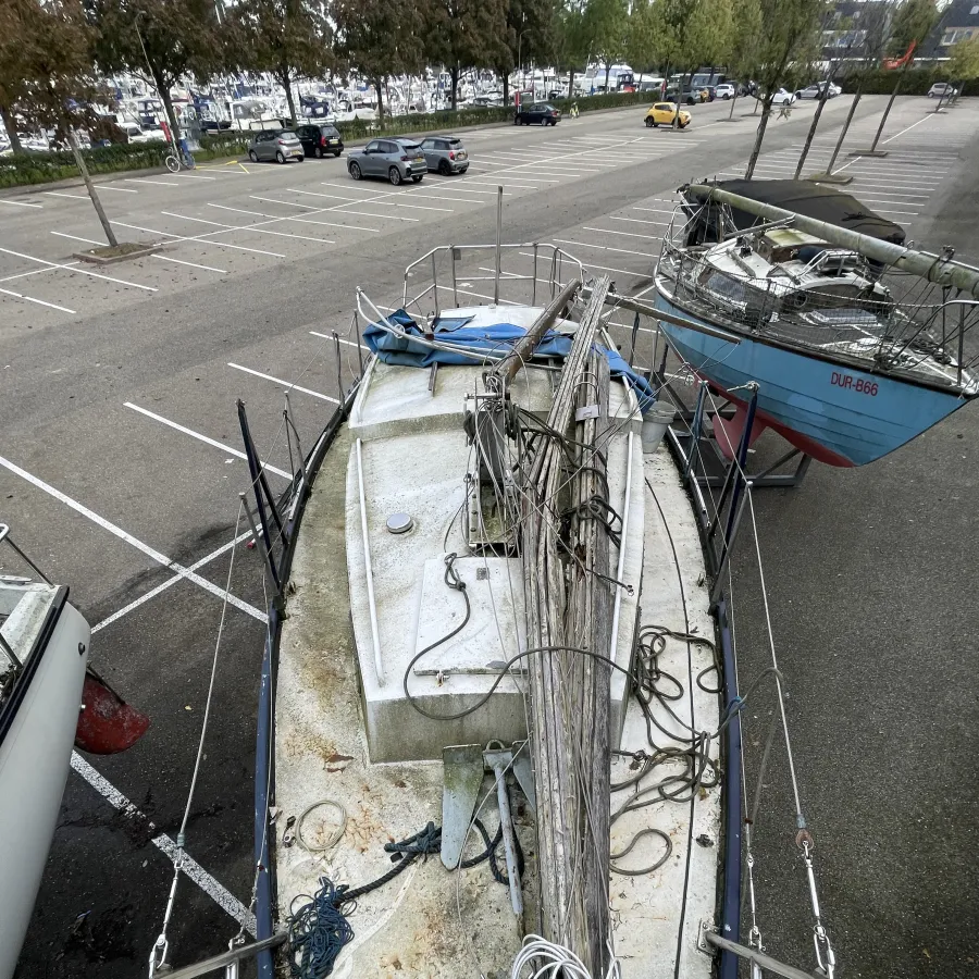 Steel Sailboat Friesland 860