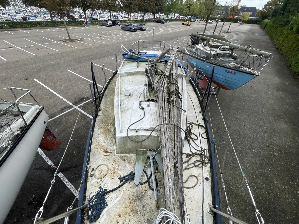 Steel Sailboat Friesland 860