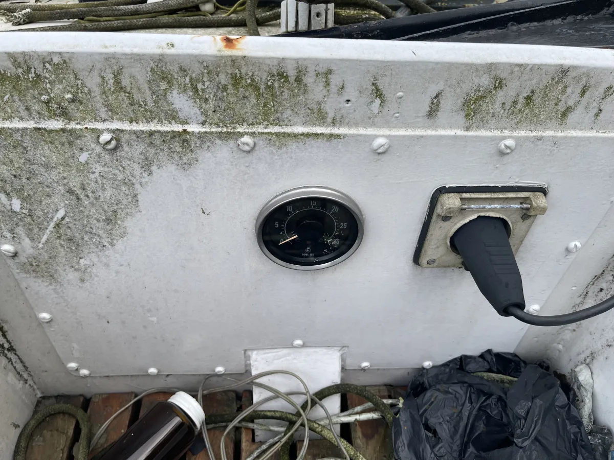 Steel Sailboat Friesland 860