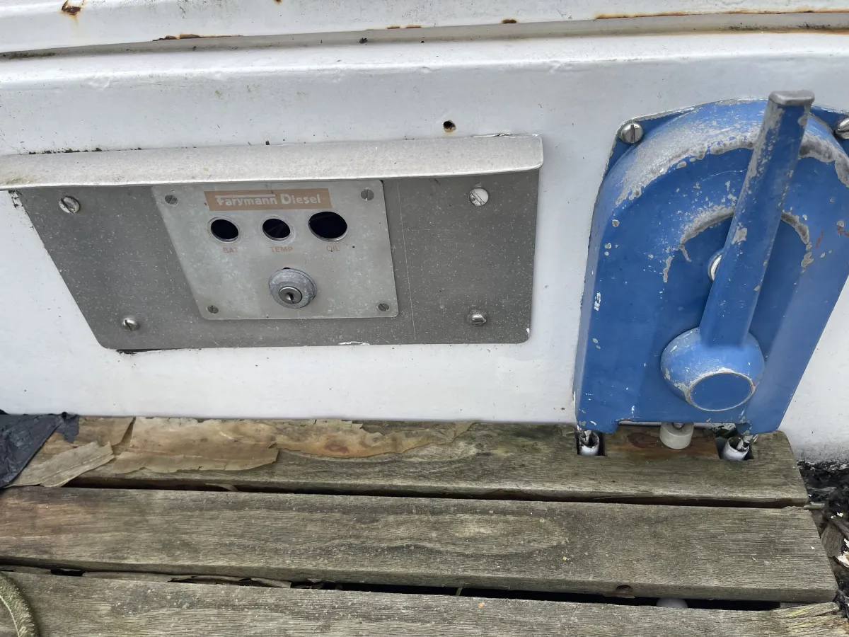 Steel Sailboat Friesland 860