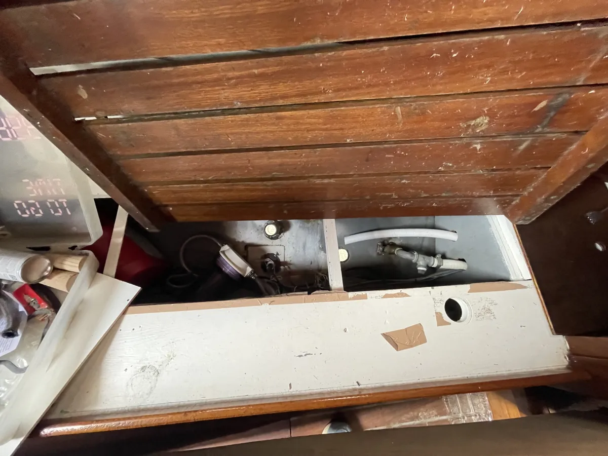 Steel Sailboat Friesland 860