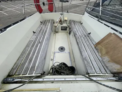 Polyester Sailboat Friendship 26 Photo 2