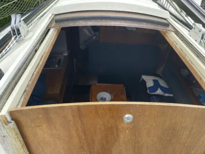 Polyester Sailboat Friendship 26 Photo 20