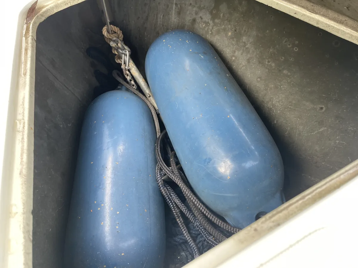 Polyester Sailboat Friendship 26