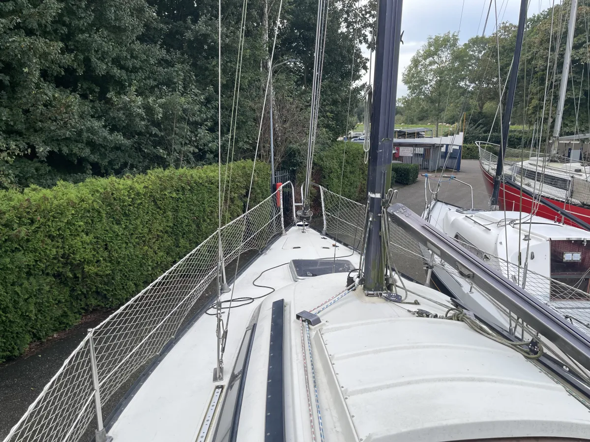 Polyester Sailboat Friendship 26