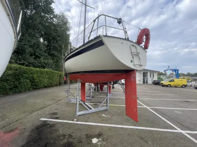 Polyester Sailboat Friendship 26 Photo 35