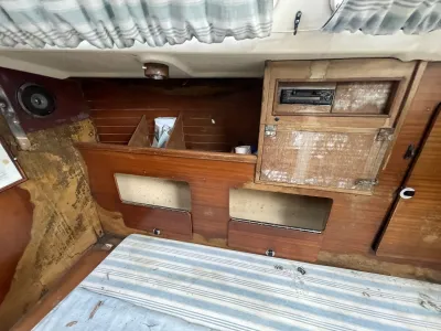 Polyester Sailboat Dufour 2800 Photo 8