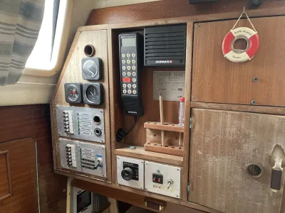 Polyester Sailboat Dufour 2800 Photo 15