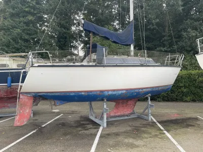 Polyester Sailboat Dufour 2800 Photo 1