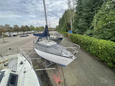 Polyester Sailboat Dufour 2800 Photo 48