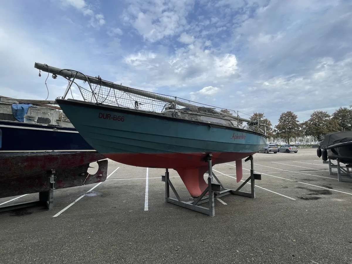 Wood Sailboat Waarschip 725