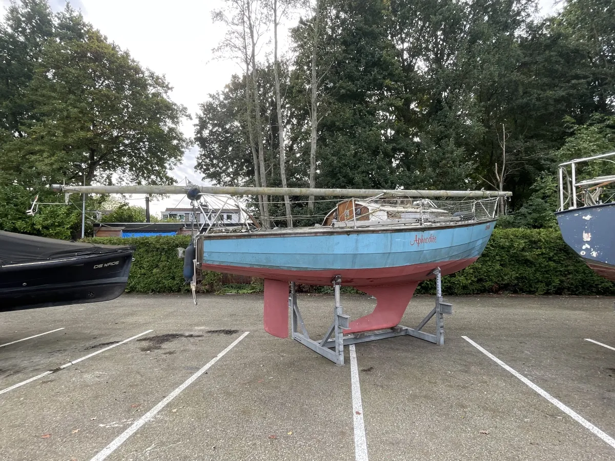 Wood Sailboat Waarschip 725