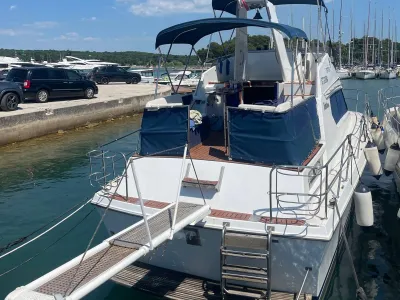 Overig materiaal Motorboot Powles 38 Fly Foto 1