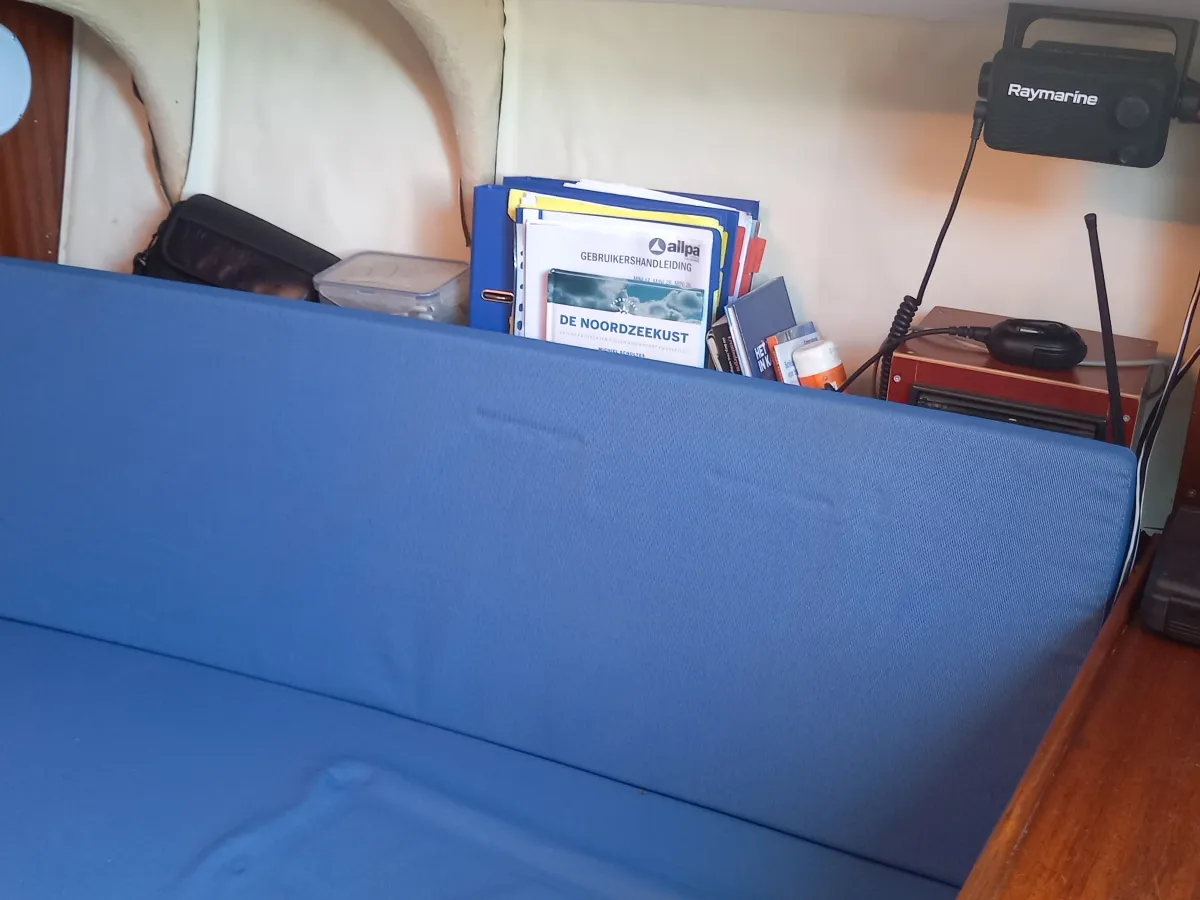 Polyester Zeilboot Jeanneau Aquila