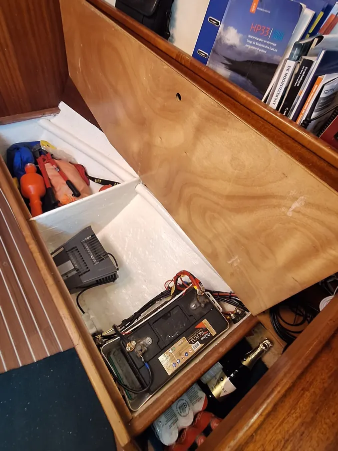 Polyester Zeilboot Jeanneau Aquila