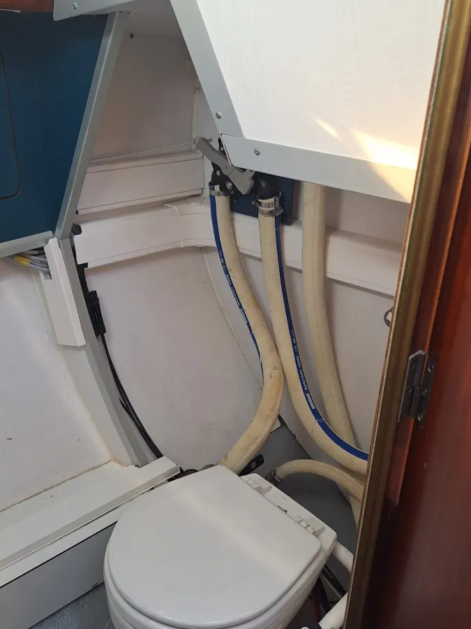 Polyester Zeilboot Jeanneau Aquila