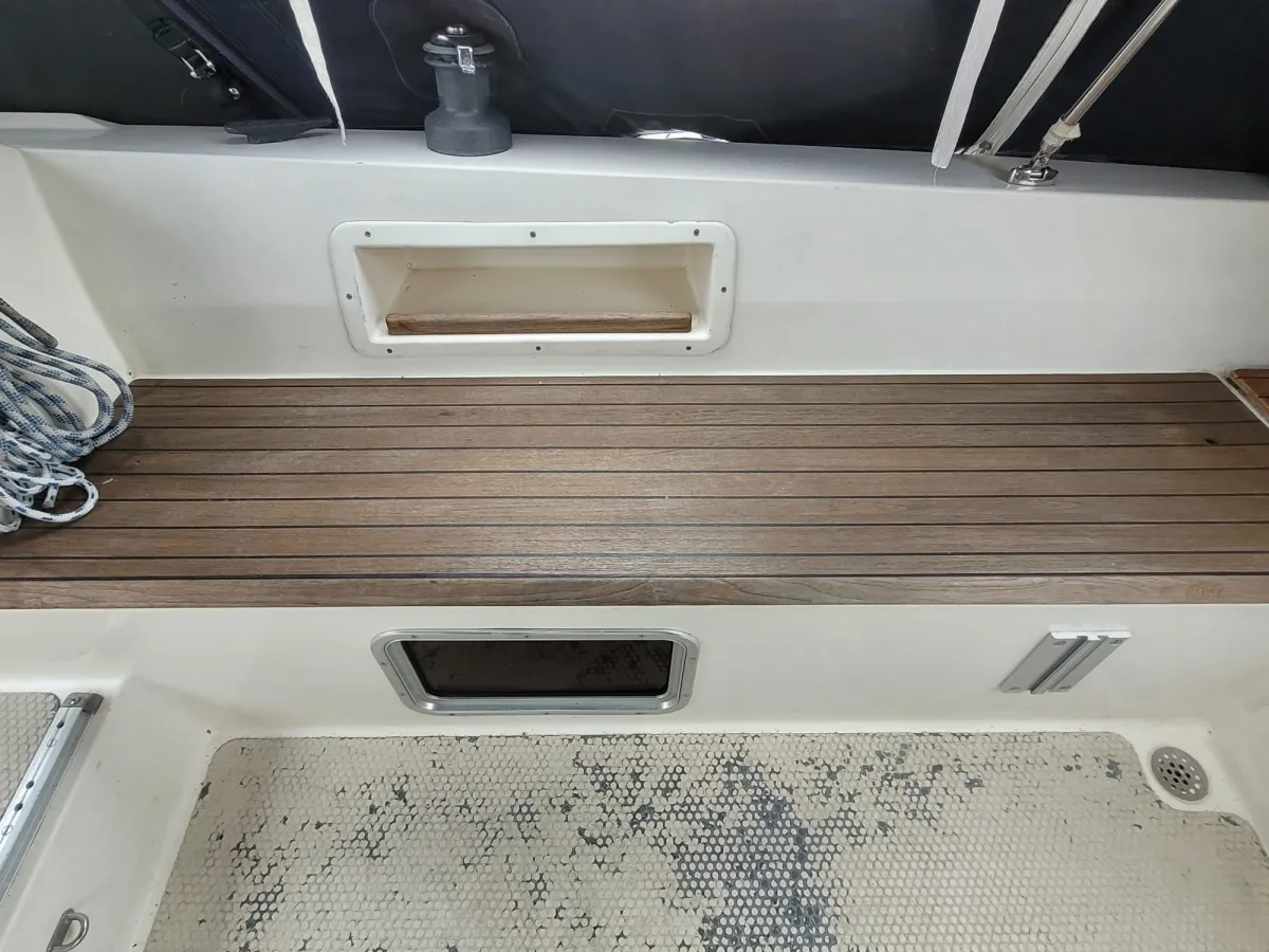 Polyester Zeilboot Compromis 888