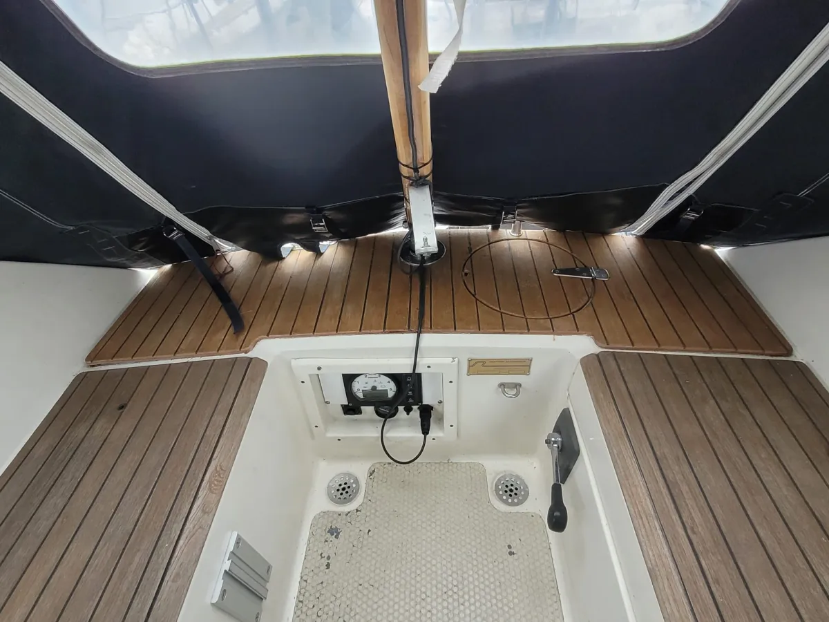 Polyester Zeilboot Compromis 888