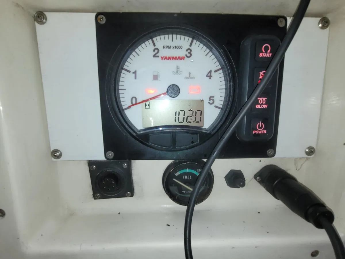 Polyester Zeilboot Compromis 888