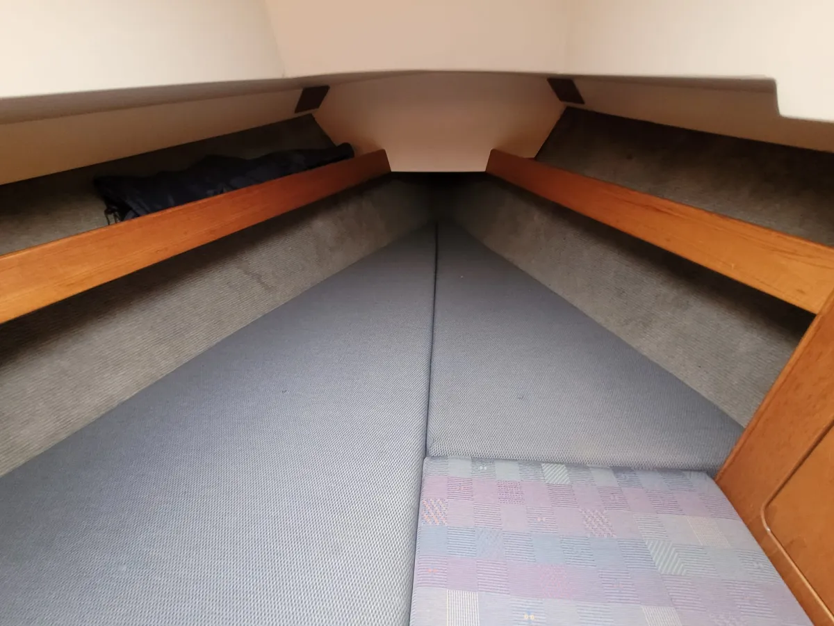 Polyester Zeilboot Compromis 888