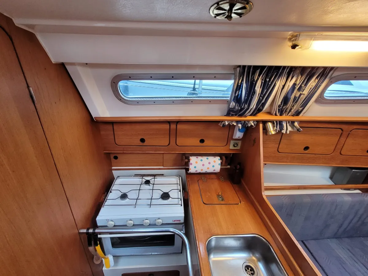 Polyester Zeilboot Compromis 888