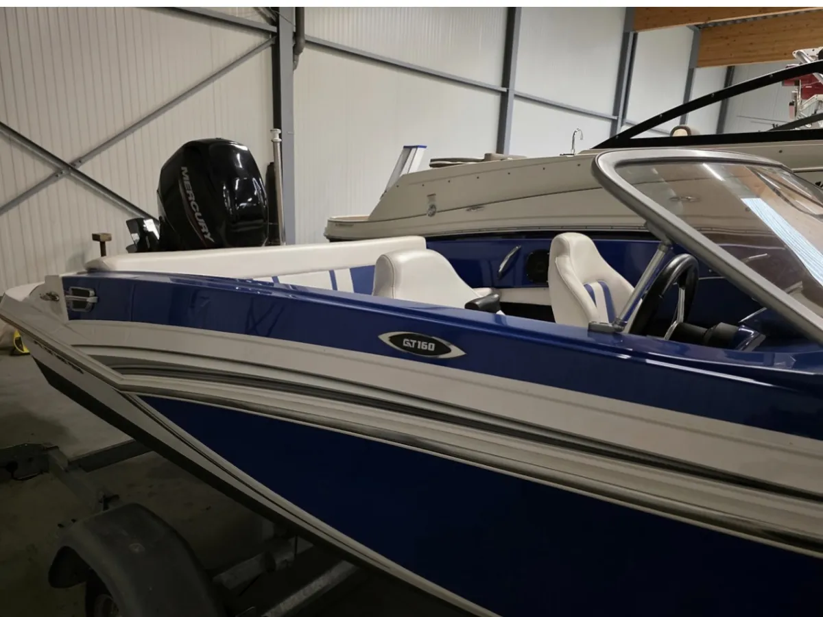Composiet Motorboot Glastron GT160