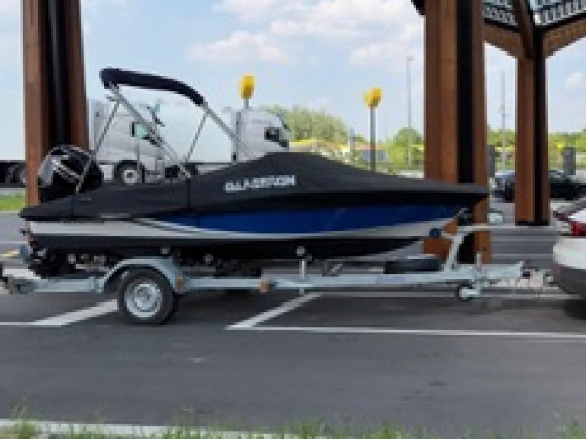 Composiet Motorboot Glastron GT160
