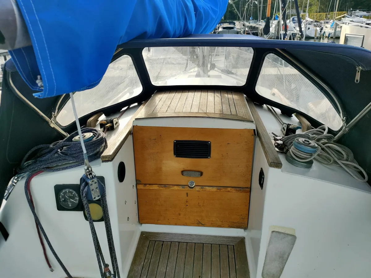 Polyester Zeilboot Jeanneau Fantasia 27