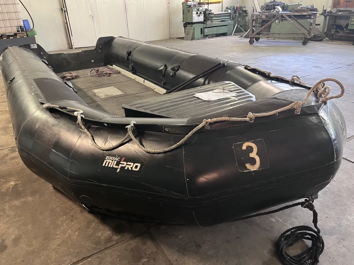 Anderes Material RIB Zodiac Milpro MK 6 HD