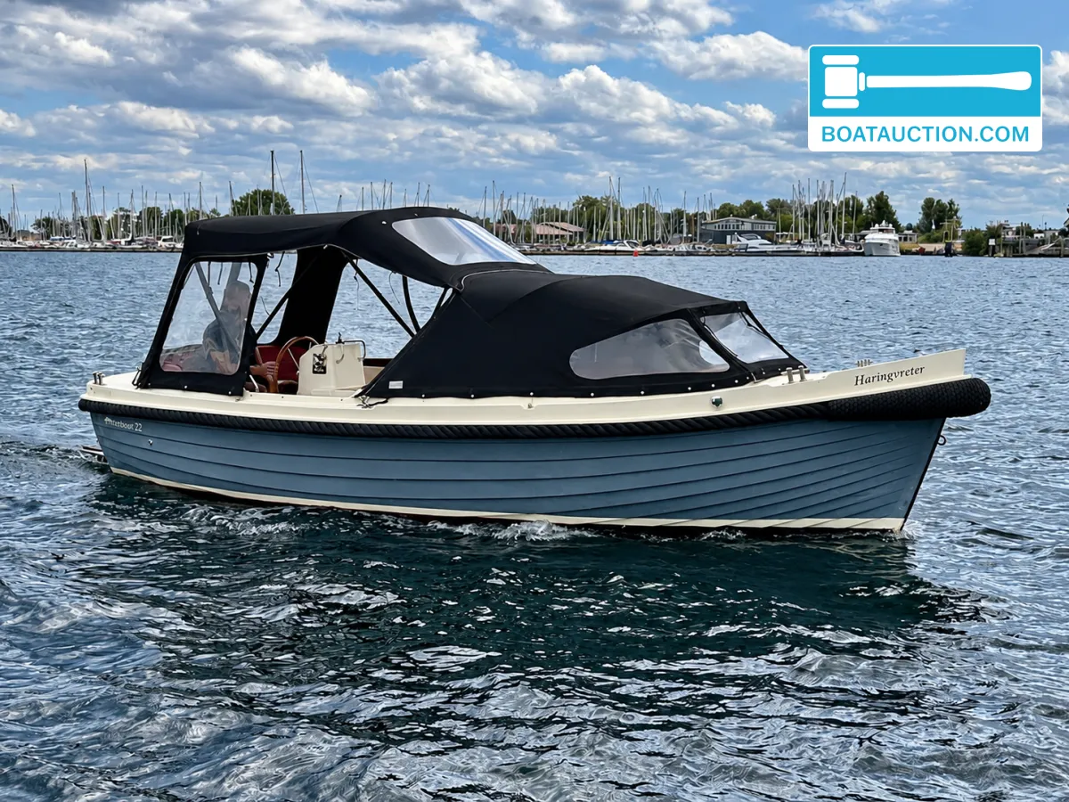 Thumbnail - Interboat 22