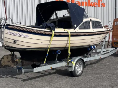 Polyester Bateau à moteur Troll 700 Photo 2