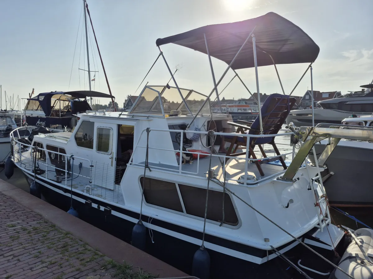 Staal Motorboot Cascaruda 1050