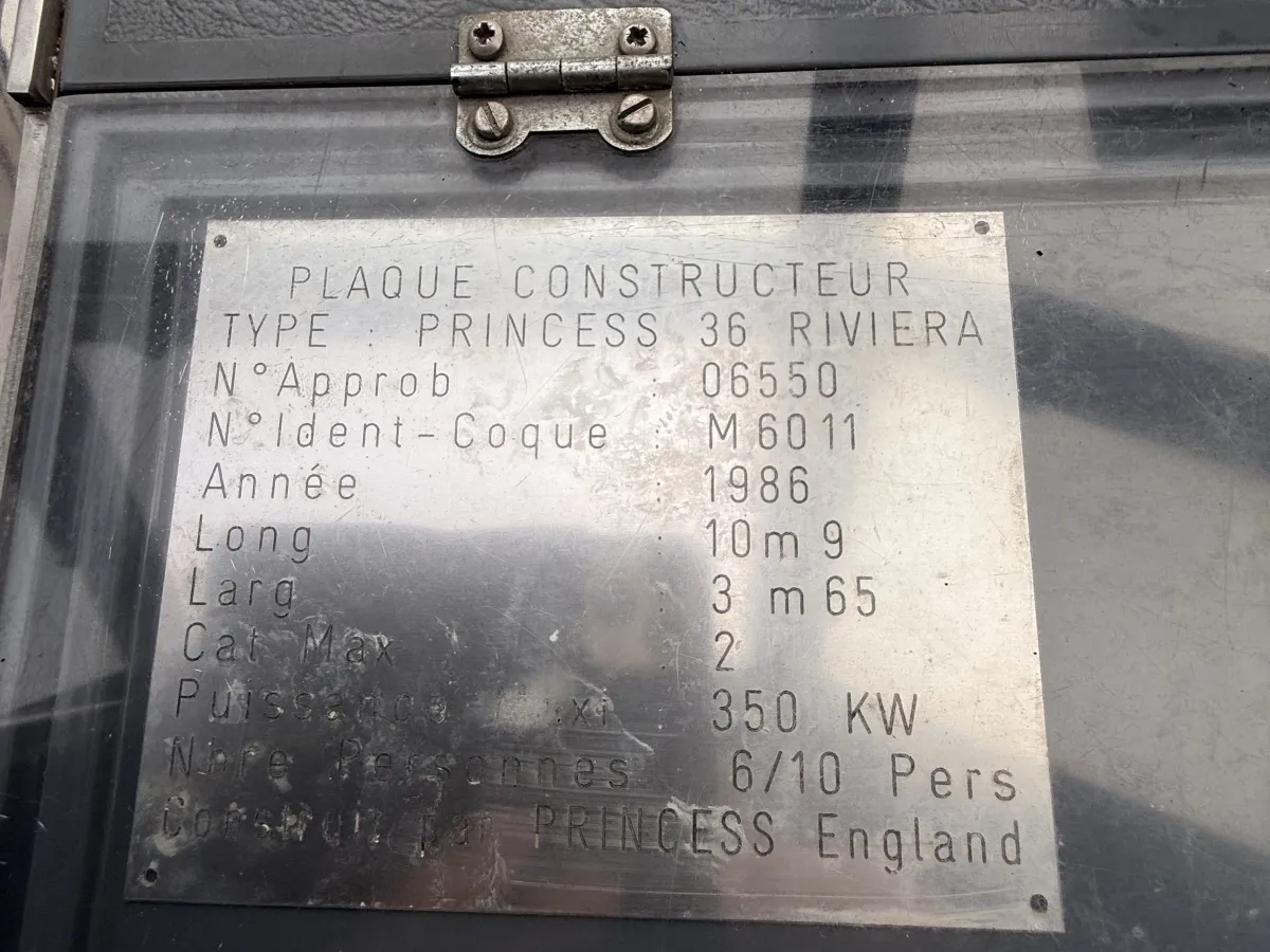 Polyester Motorboot Princess 36 Riviera