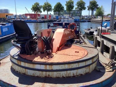Staal Werkboot Kraanschip SB 24 Foto 3