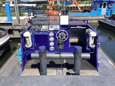 Staal Werkboot Kraanschip SB 24 Foto 22