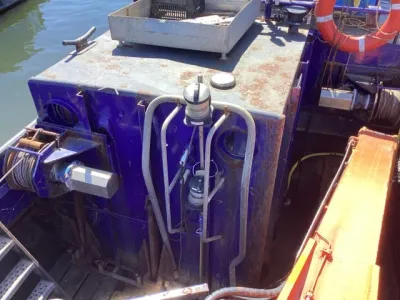 Staal Werkboot Kraanschip SB 24 Foto 33