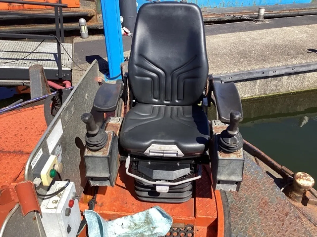 Staal Werkboot Kraanschip SB 24