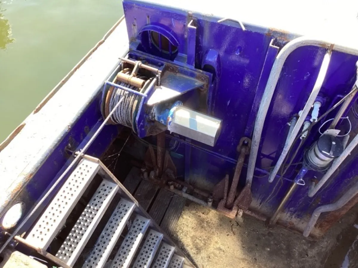 Staal Werkboot Kraanschip SB 24