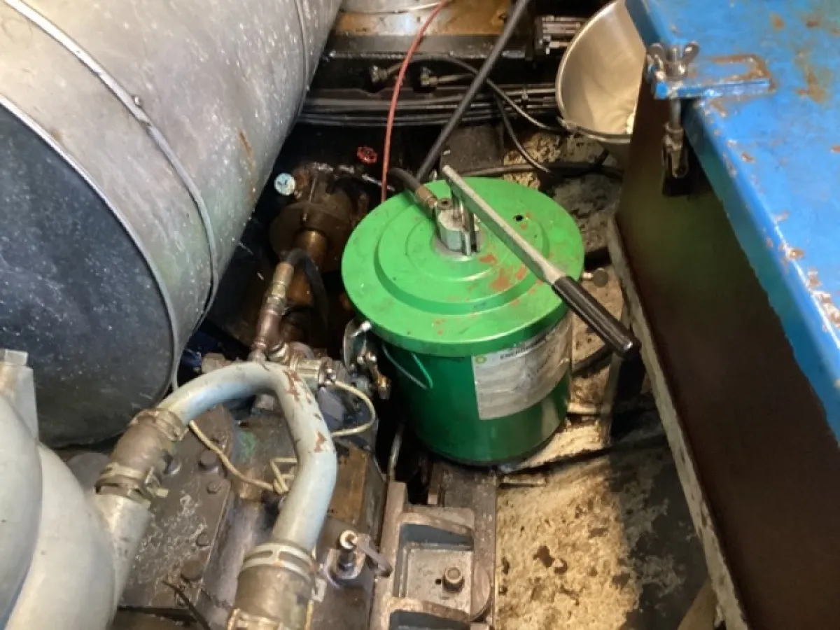 Staal Werkboot Kraanschip SB 24