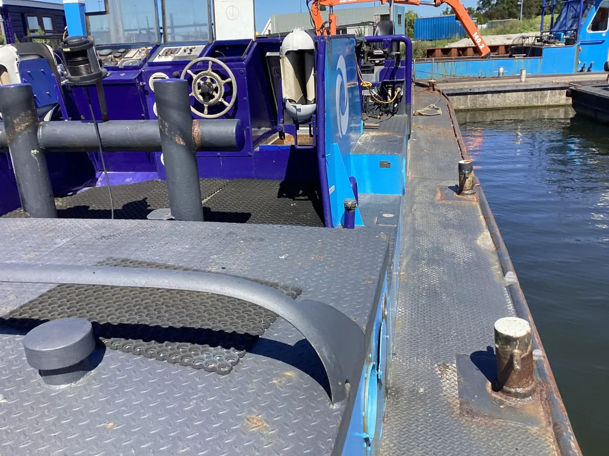 Staal Werkboot Kraanschip SB 24